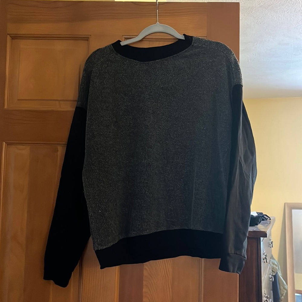 Electric & Rose sweatshirt